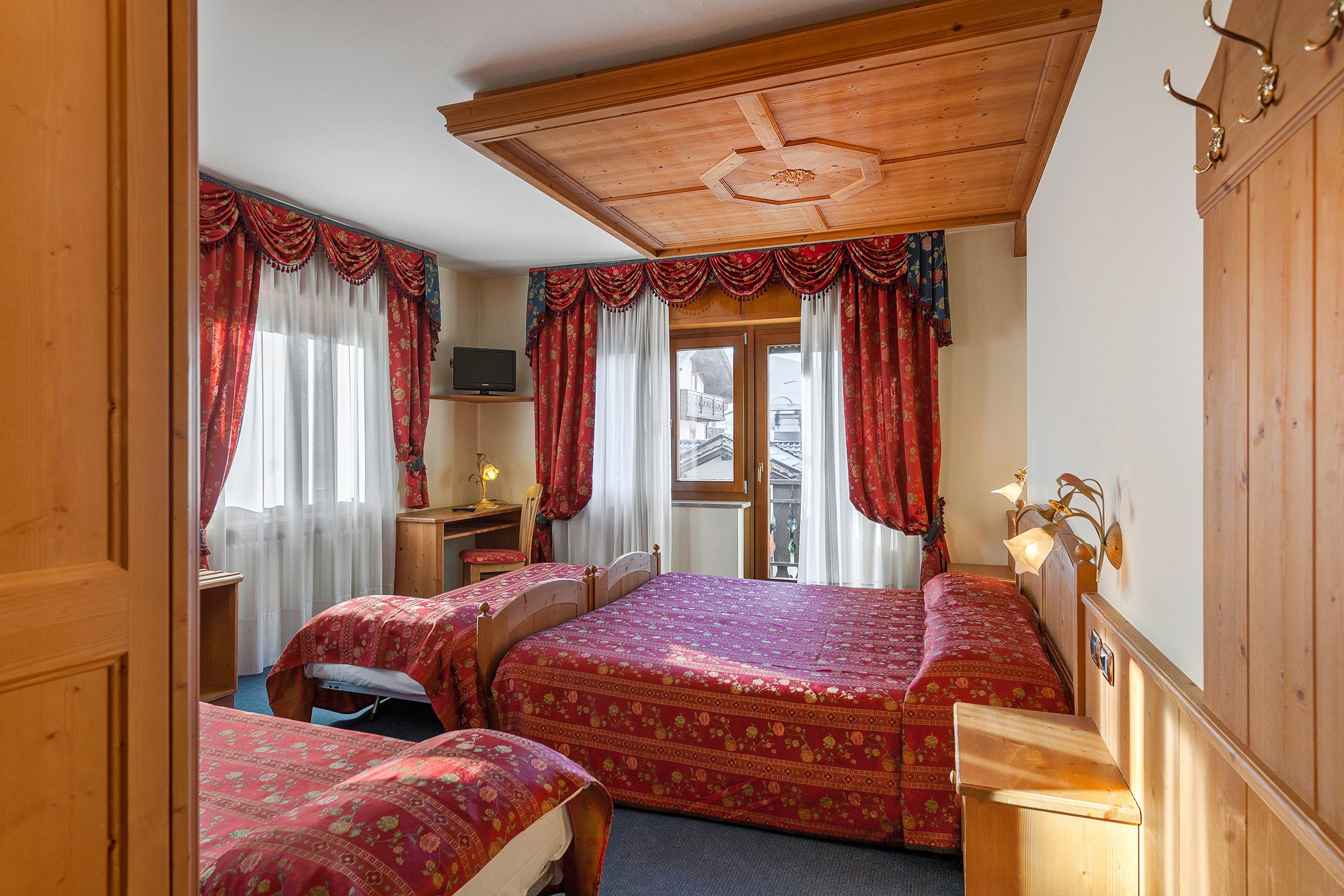 Family Hotel La Perla Fiera Di Primiero Dış mekan fotoğraf