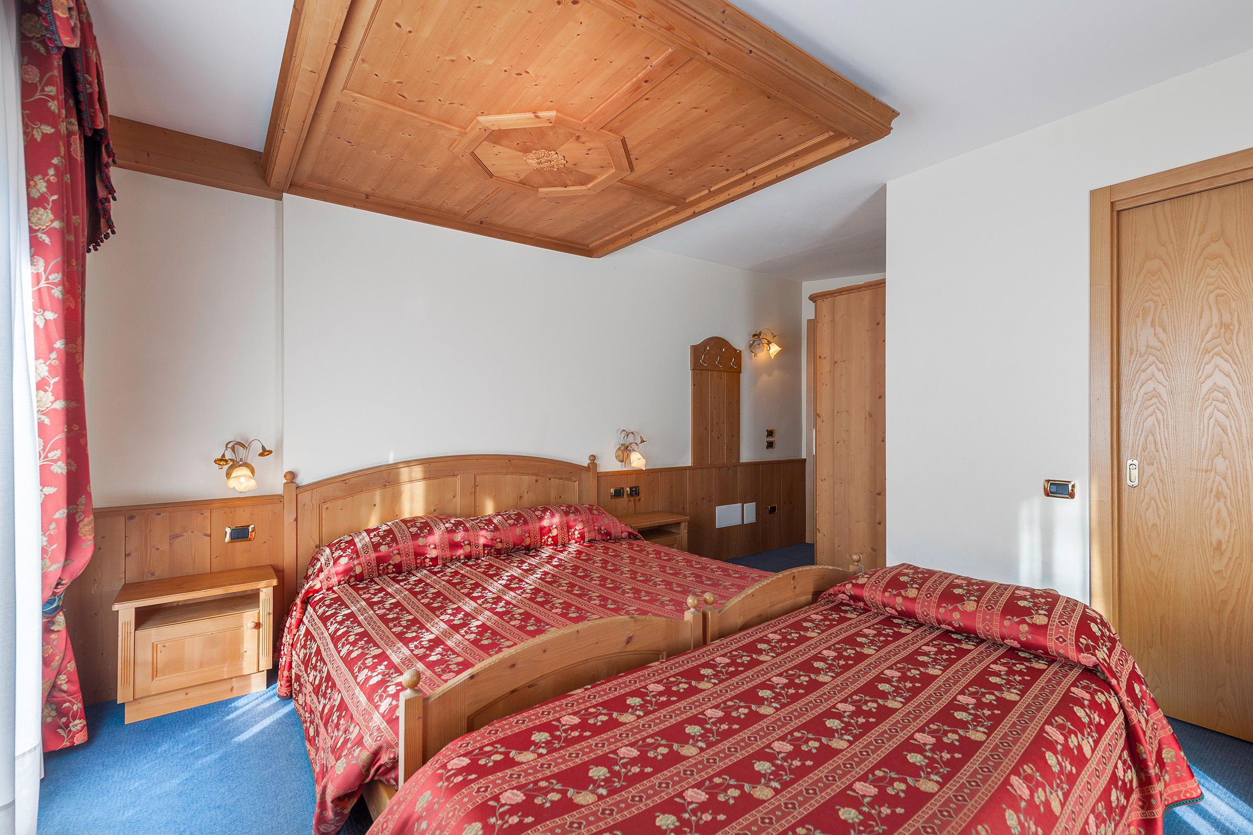 Family Hotel La Perla Fiera Di Primiero Dış mekan fotoğraf