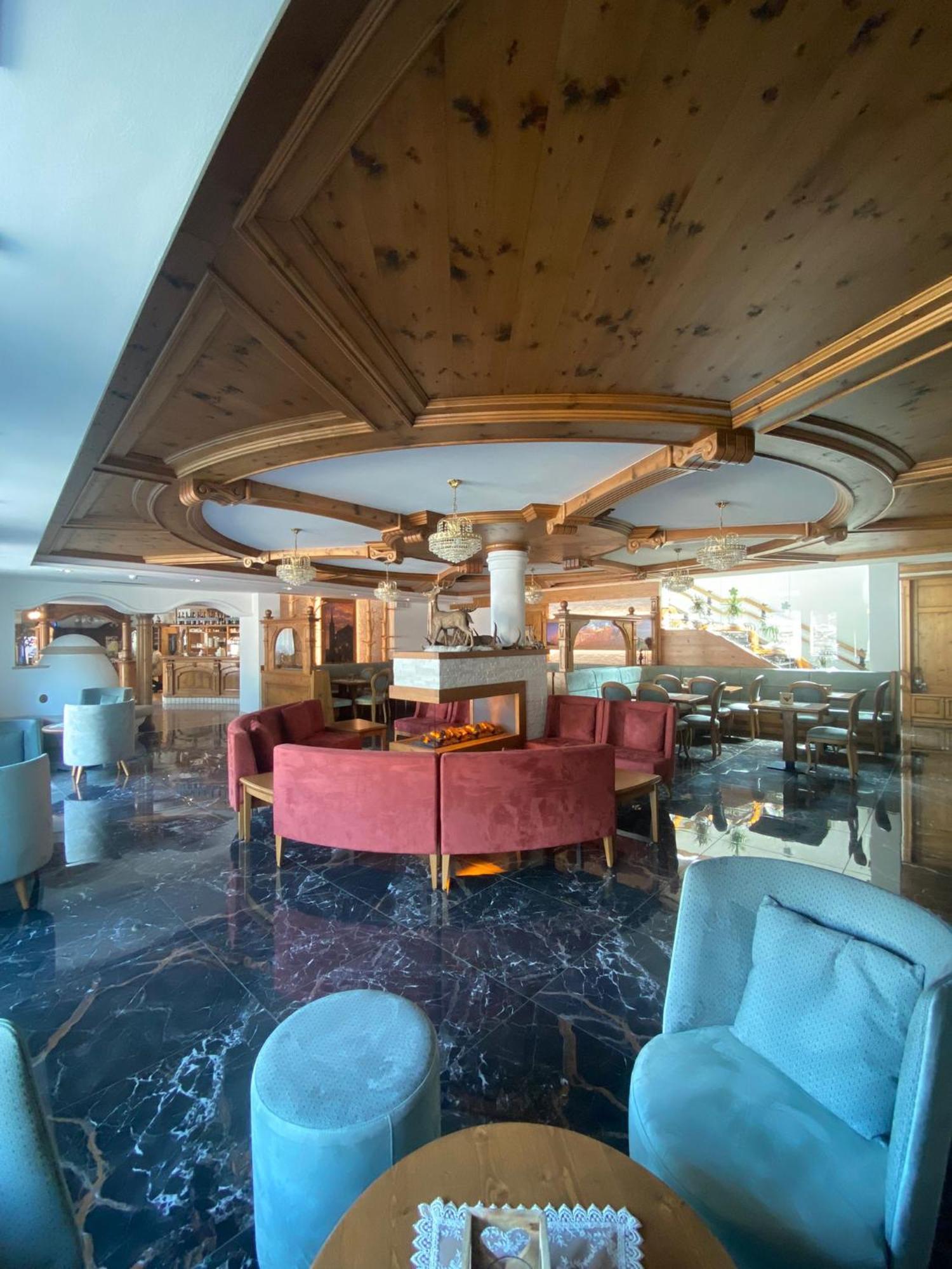 Family Hotel La Perla Fiera Di Primiero Dış mekan fotoğraf