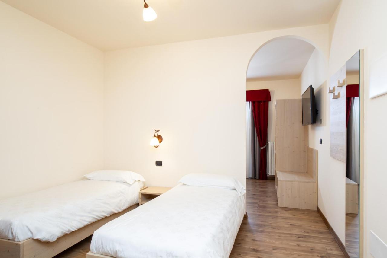 Family Hotel La Perla Fiera Di Primiero Dış mekan fotoğraf